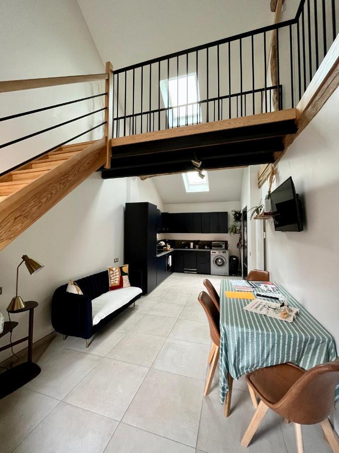 Les Bobos A La Ferme Bed & Breakfast La Madelaine-sous-Montreuil Eksteriør bilde